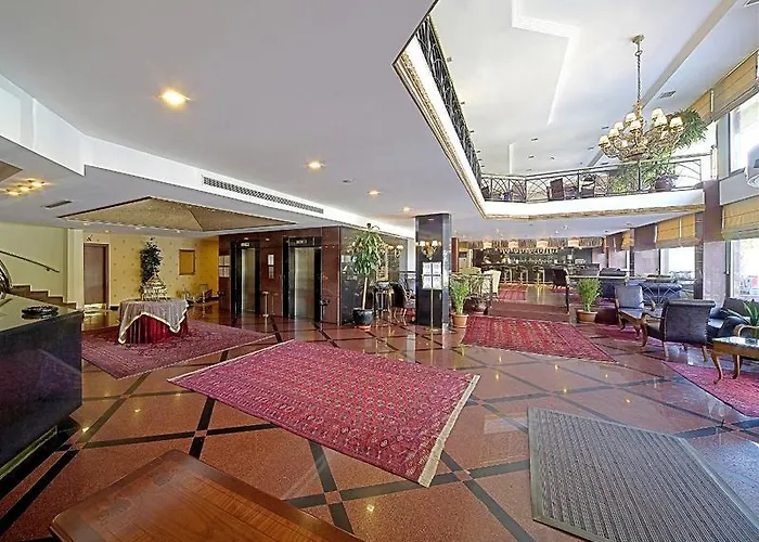 מלון Kent Beyazit 4*