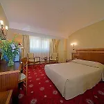 Отель Kent Beyazit Стамбул