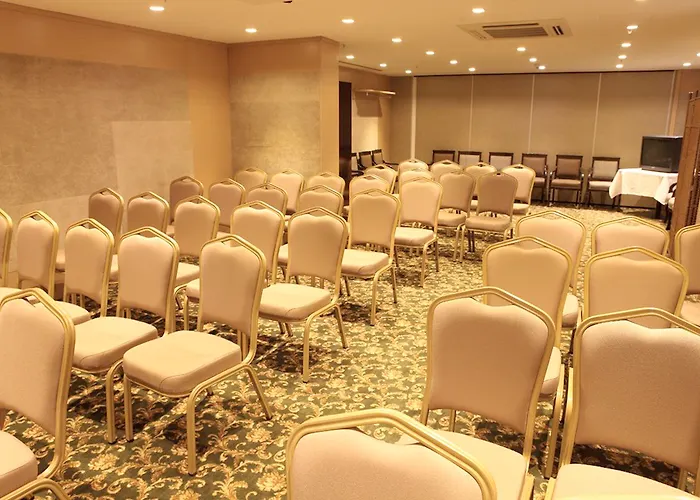 Отель Kent Beyazit 4*