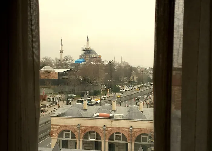 Отель Kent Beyazit Стамбул