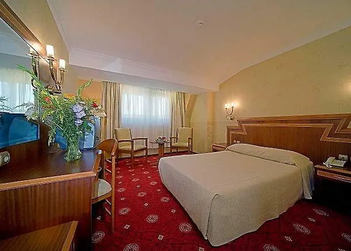 Отель Kent Beyazit Стамбул